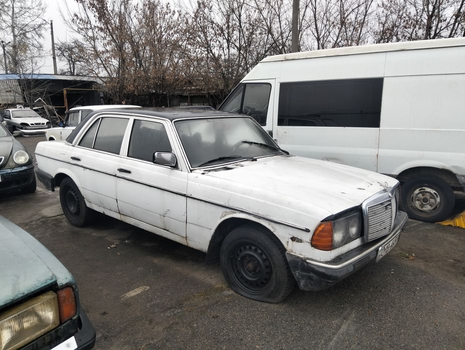 Продам Мерседес 123 на 3.0 дизель