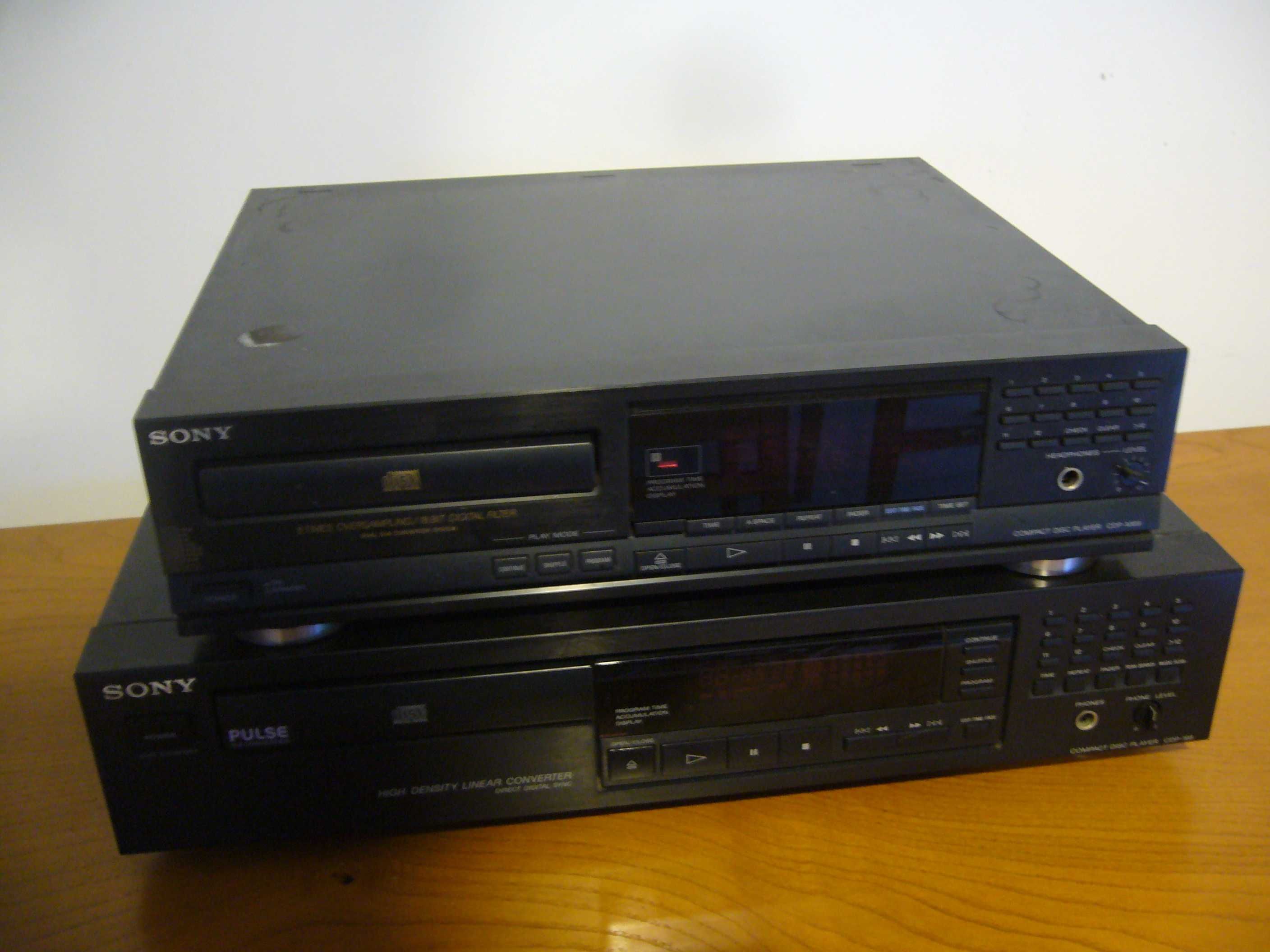 Sony Compact Disk player CDP M69  e CDP 195