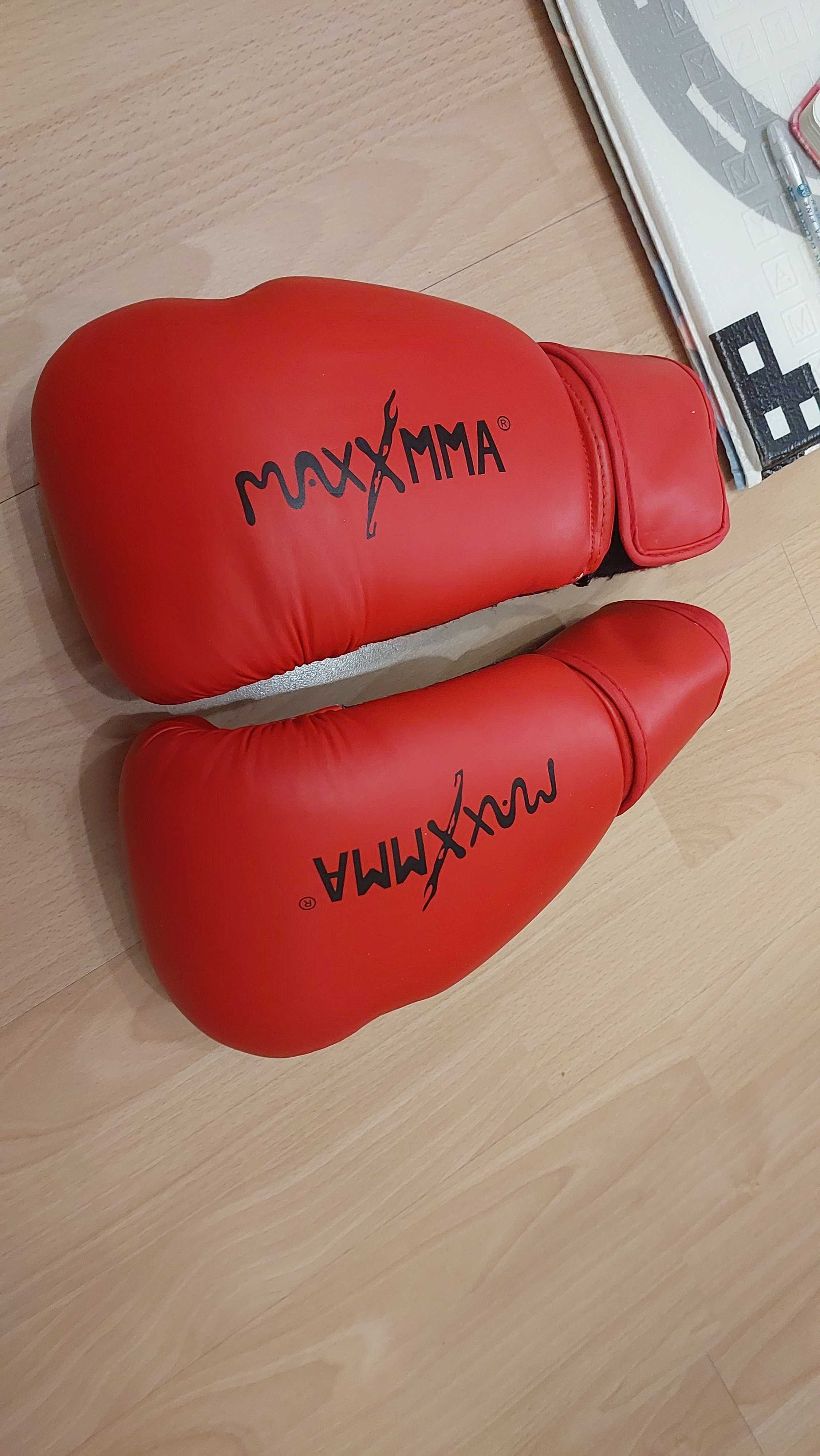 Рукавички для боксу та єдиноборств MaxxMMA 10 унцій