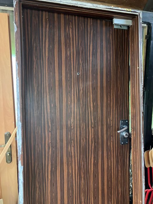 Drzwi zewnętrzne metalowe z ościeżnicą, 90x200