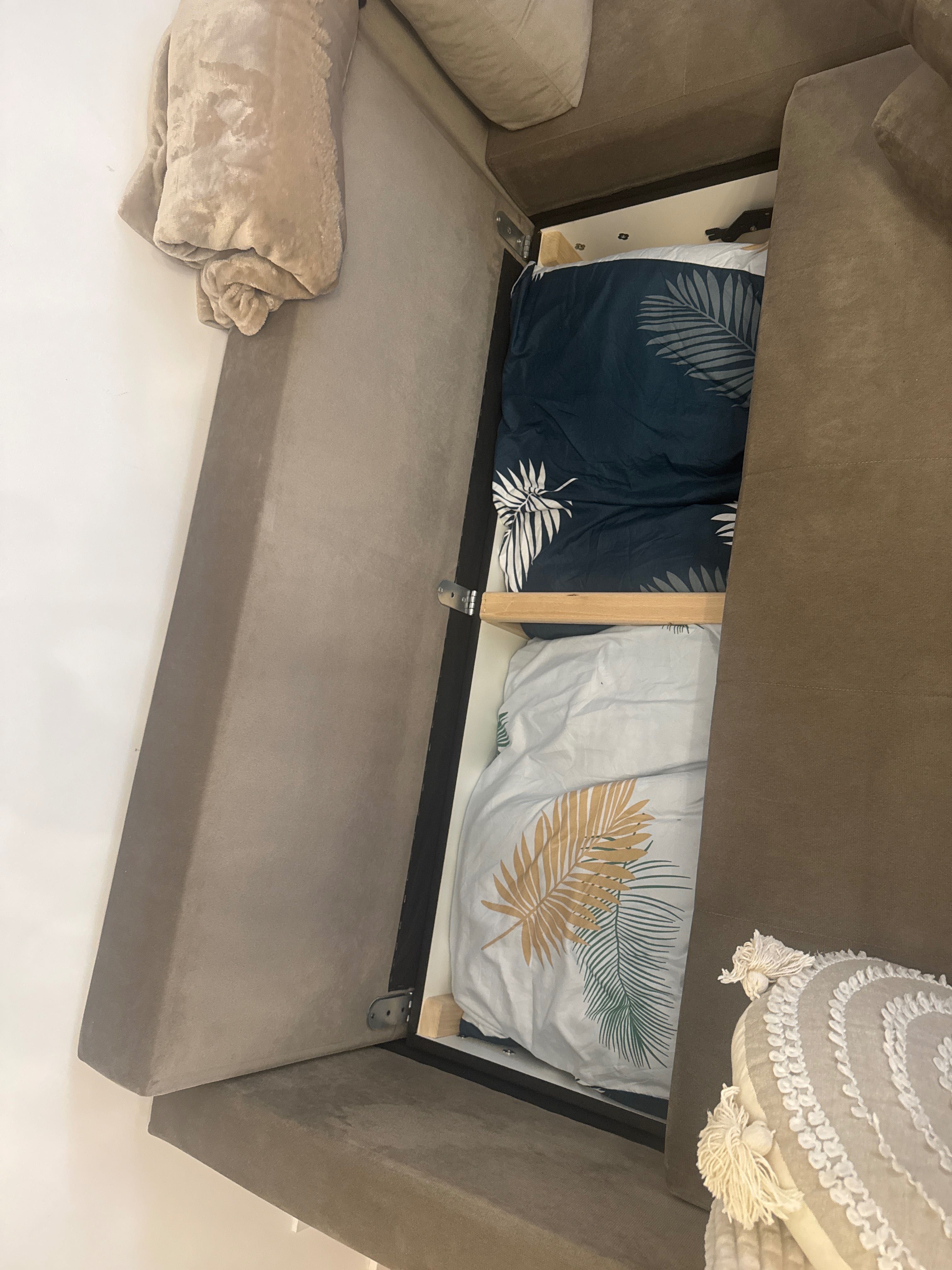 Sofa rozkładana ciemny beż