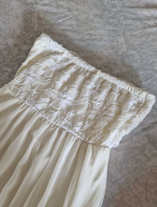 Шифонова сукня біла