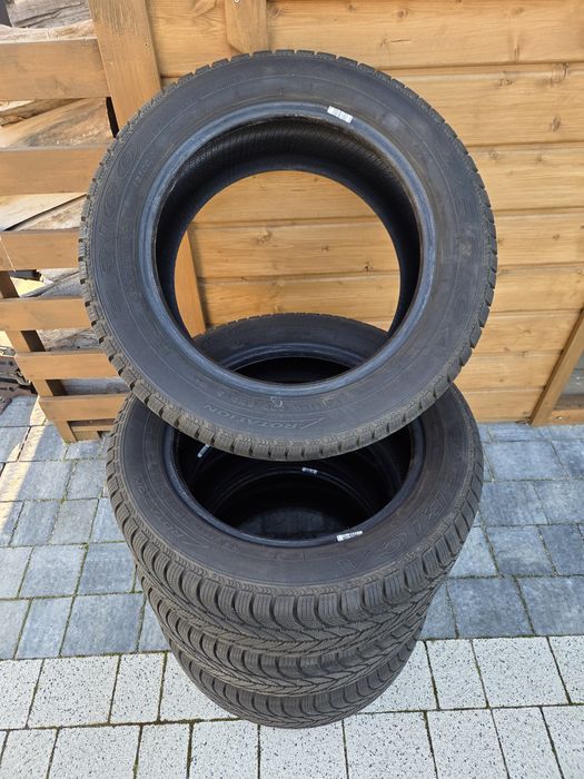 Opony zimowe Dębica Frigo 2 205/55 R16 jak nowe 2000km