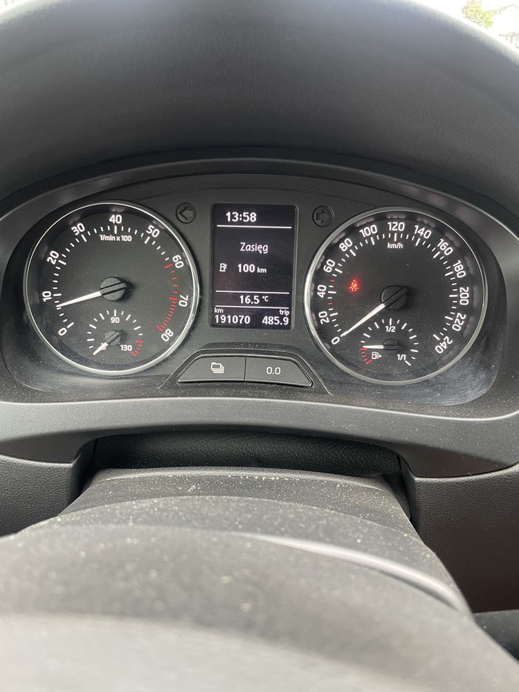 Sprzedam Skode Rapid 1.2 Tsi 2013r pierwszy wlasciciel