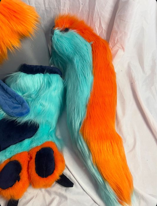 Furry Fursuit Dinomaska Mini Partial