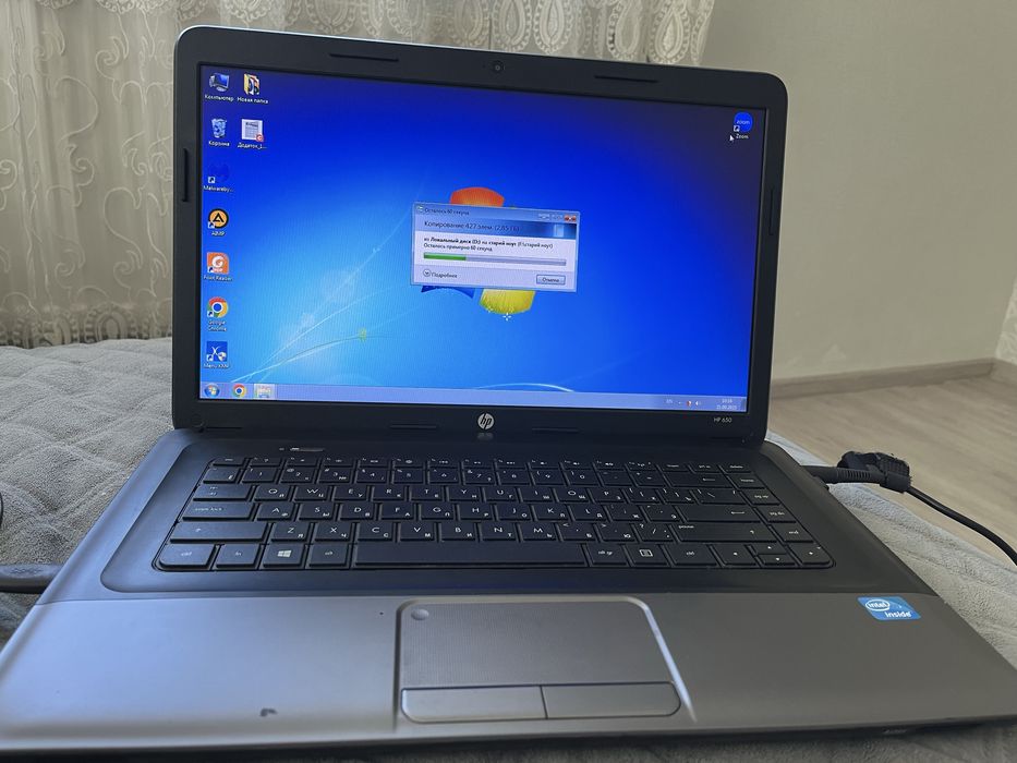 Ноутбук HP 650 в робочому стані