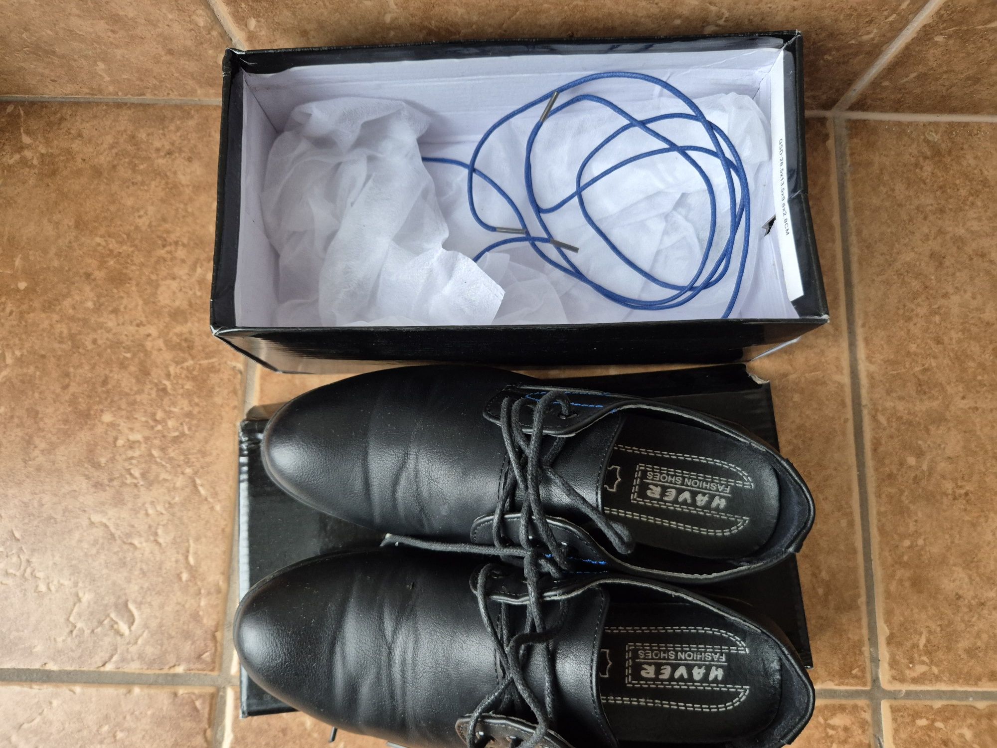 Buty  komunijne, eleganckie 36 rozmiar.