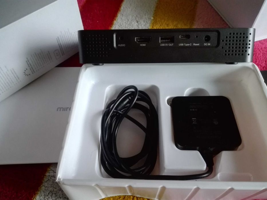 3xLED DLP fullHD проектор Miroir M289 с аккумулятором.