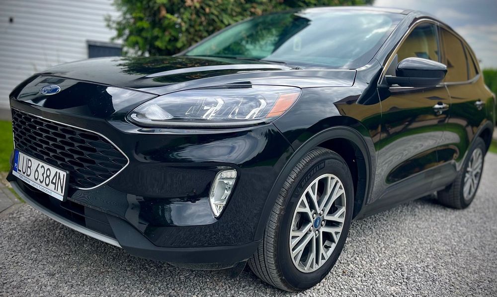 Ford Kuga Ford ESCAPE 2.5 hybryda 2022r navi 4x4 skóra radar kamera nie EDGE