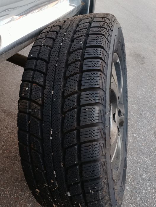 Продам Шини Triangle Snow Lion TR777 175/70 R13 82T