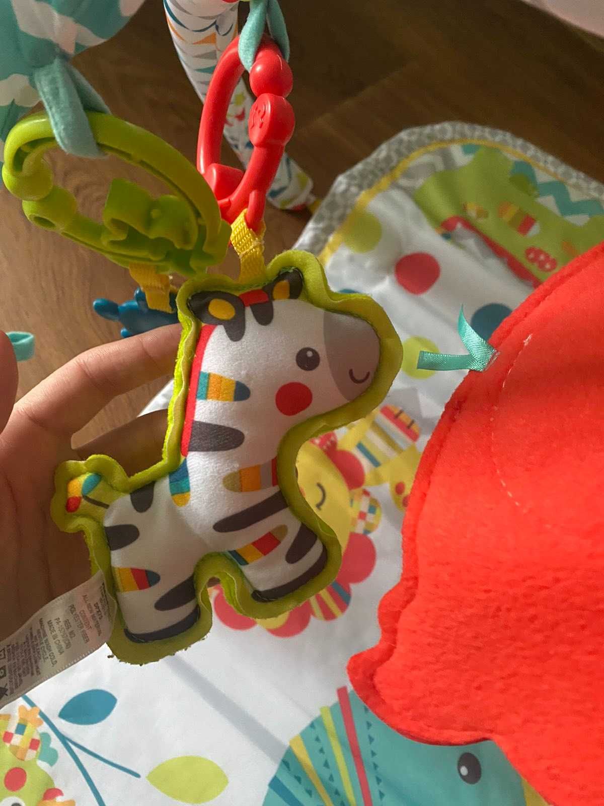 Развивающий коврик Fisher-Price Друзья из тропического леса 3в1 CHP85