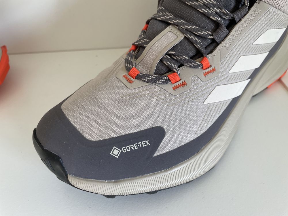 Buty adidas Terrex Trailmaker 2.0 Mid GORE-TEX beżowe