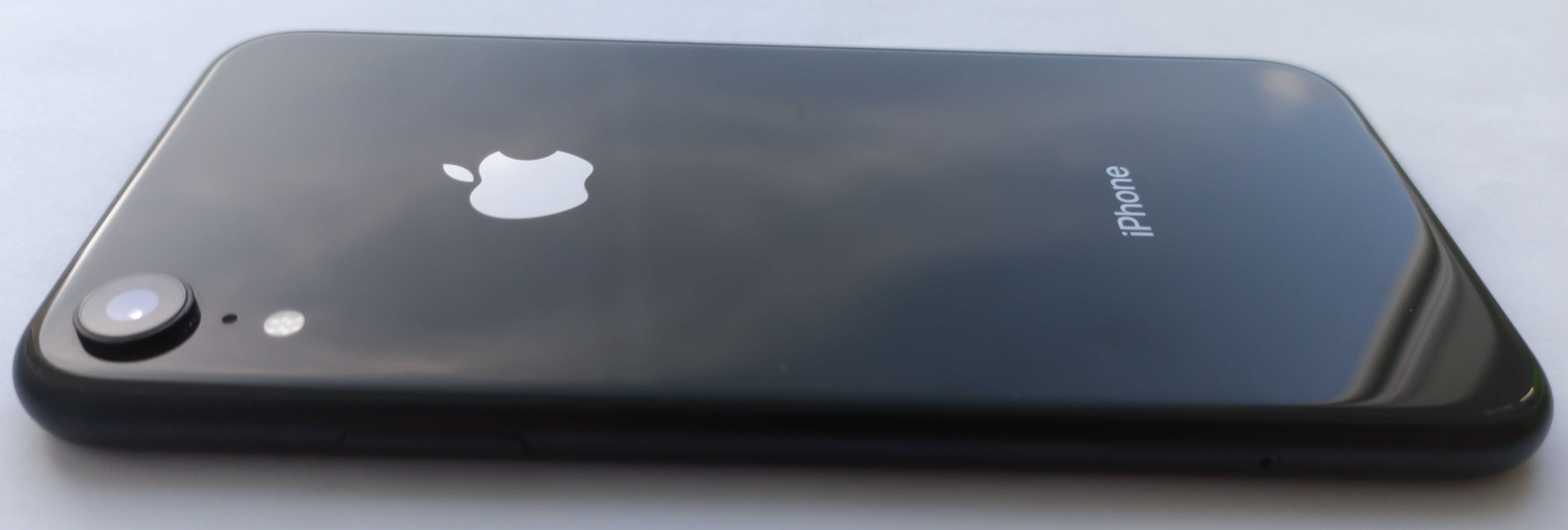 Iphone XR Black 64gb neverlock акб 95%