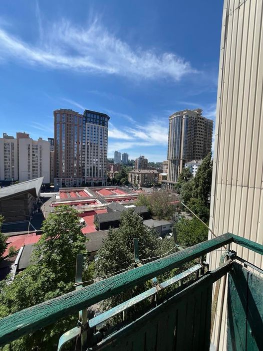 Здам 2-х.кім.Квартиру. Центр.Палац України. вул. Велика Васильківська