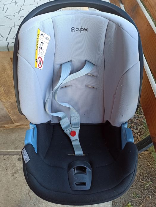 Дитячі автокрісла