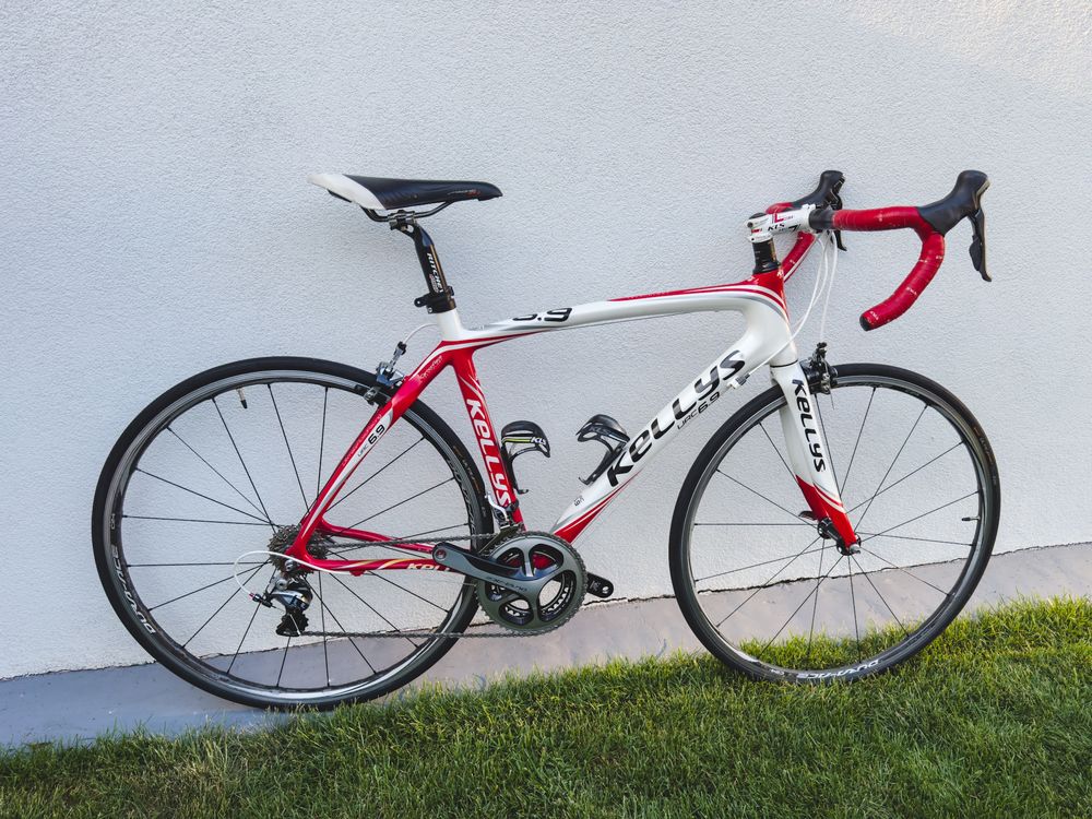 Kellys urc 6.9 M 54 dura ace 9000