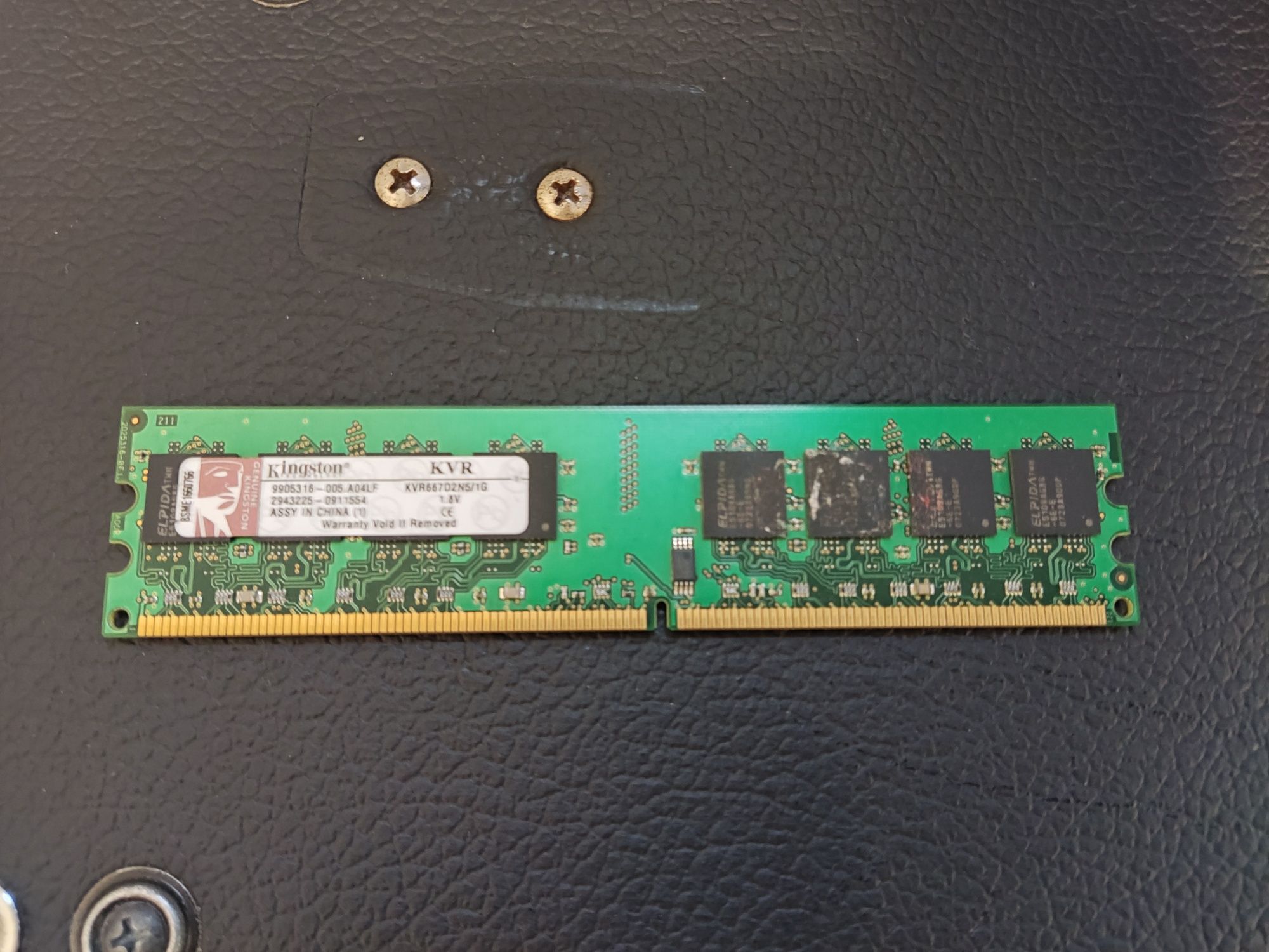 2 sticks RAM DDR2 Kingston