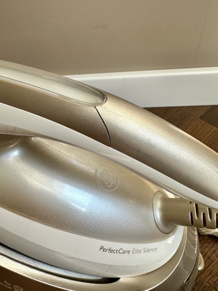 Парогенератор Philips PerfectCare Elite 9642