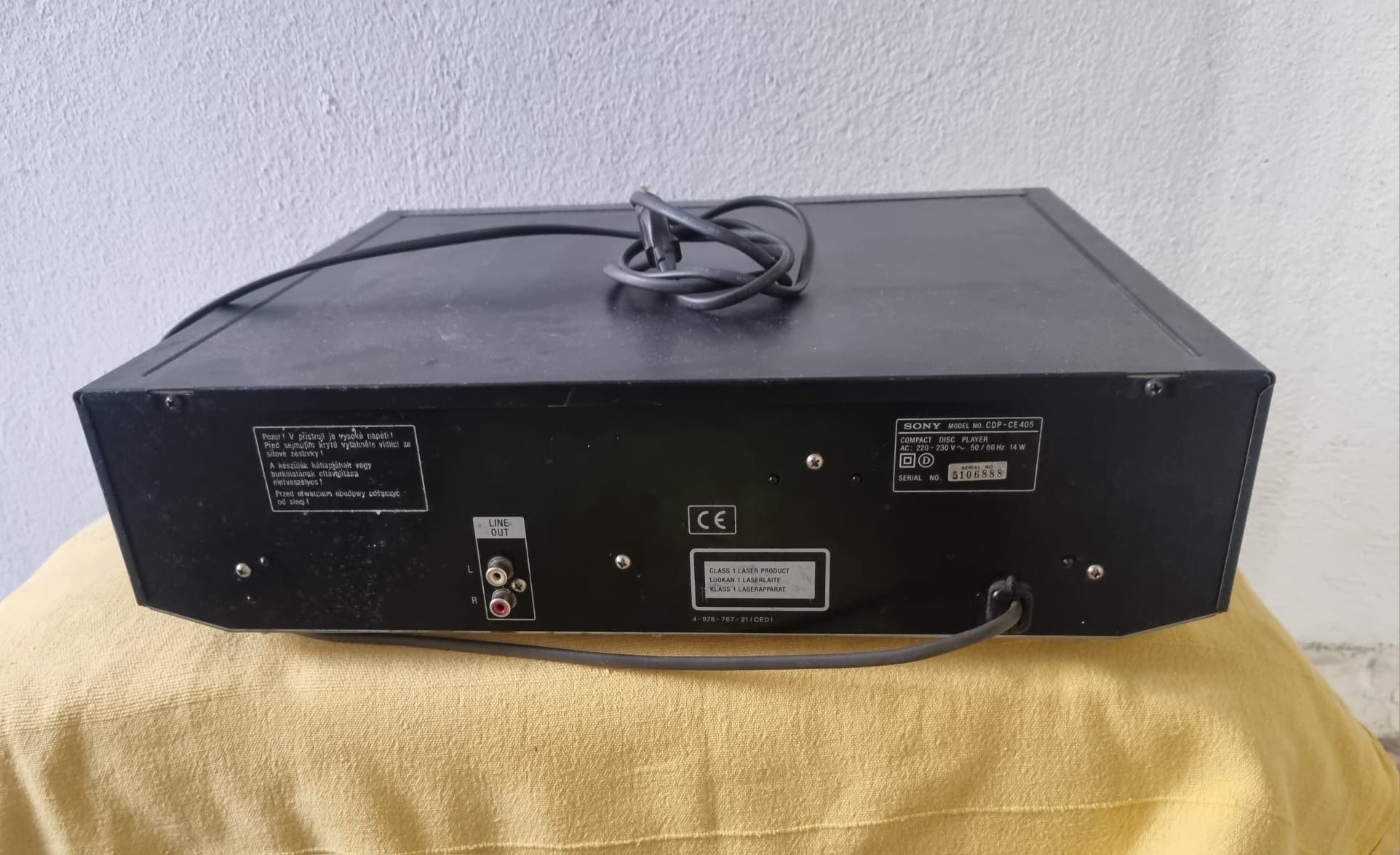 Sony CDP-CE405 Compact Disc CD