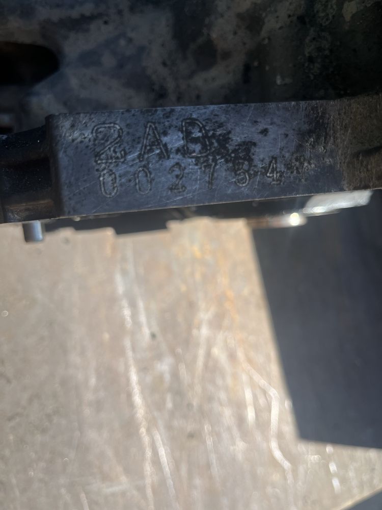 Двигун на болти/ГБЦ 2.2 Toyota RAV4 (05-16) / Avensis (03-18) 2AD-FHV