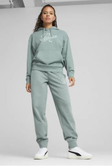 Продам жіночій спортивний костюм puma оригінал.