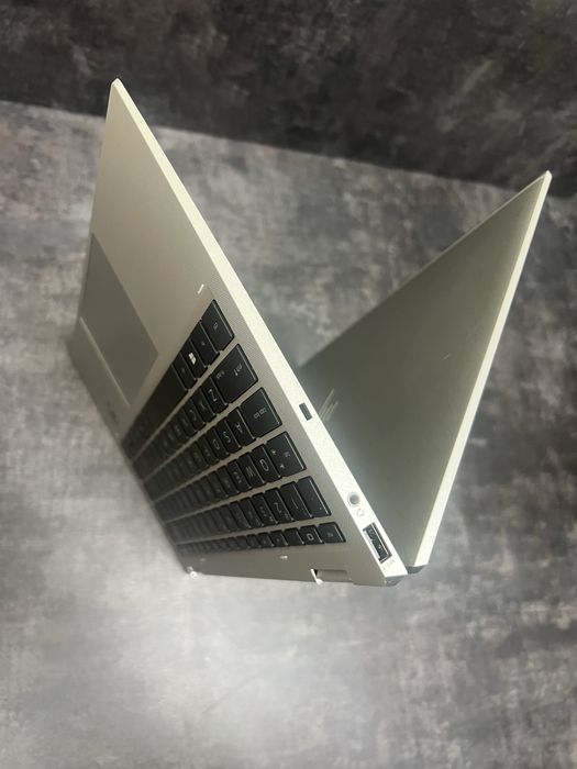 HP EliteBook x360 1040 G8 i5-1135G8 16 RAM 256 SSD IPS 14" touch