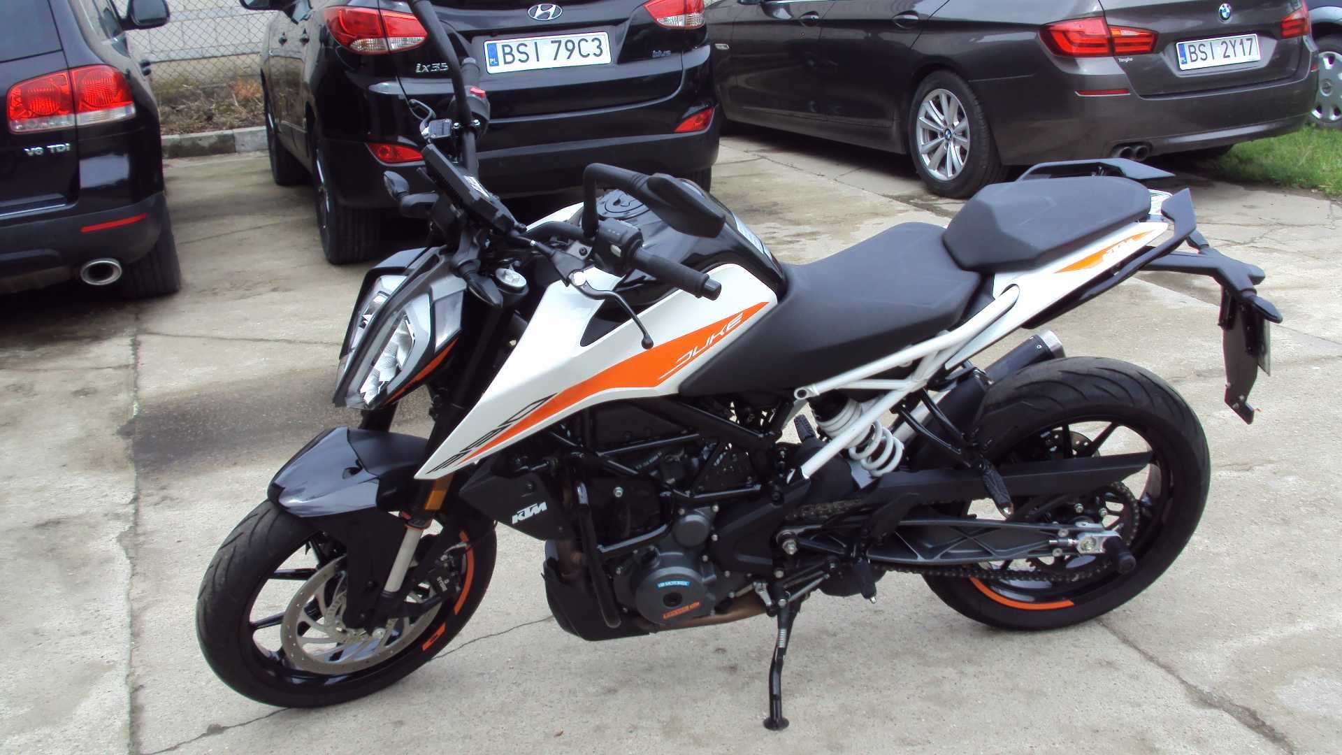 KTM DUKE 390  2023r 2690km