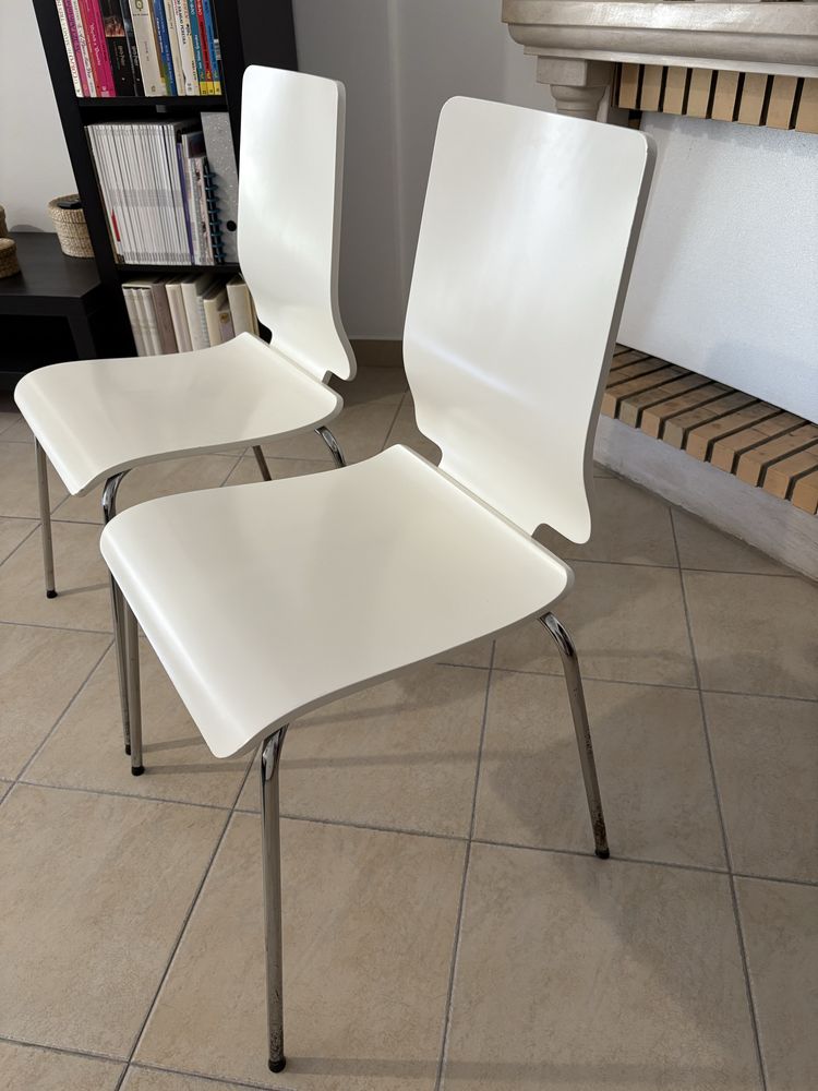 Cadeiras brancas IKEA