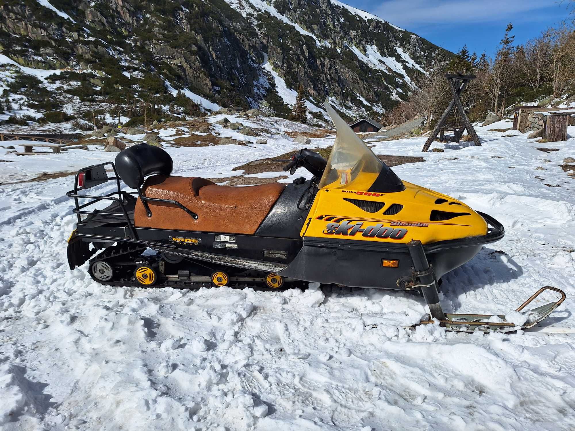 Skuter śnieżny Bombardier ski-doo Scandic Totax500F + przyczepka