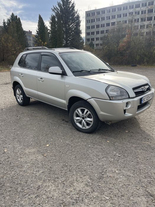 Hyundai tucson 2008р