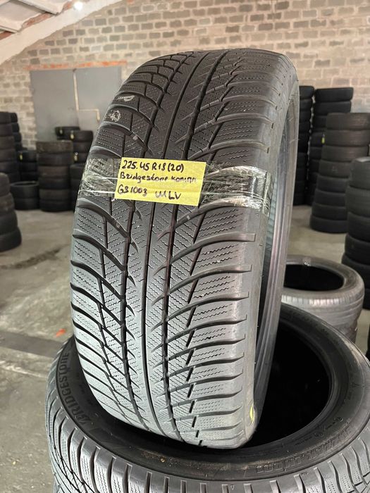 GS1003 Зимові шини 225/45r18 Bridgestone Blizzak LM001 комплект резина