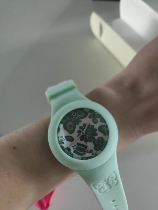 Годинник італійського бренду THUN , жіночий, новий