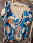 Vendo blusas novas com etiqueta