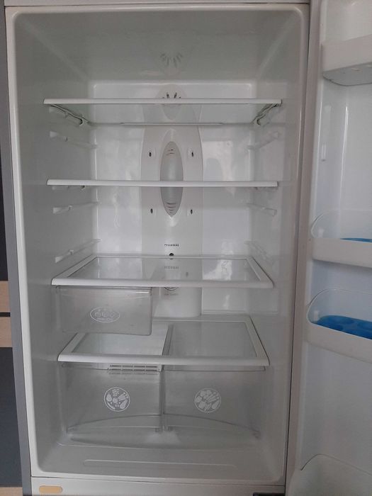 Холодильник двокамерний б/у