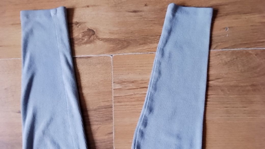 Legginsy/Leggi prążek 122 H&M 6/7 lat.