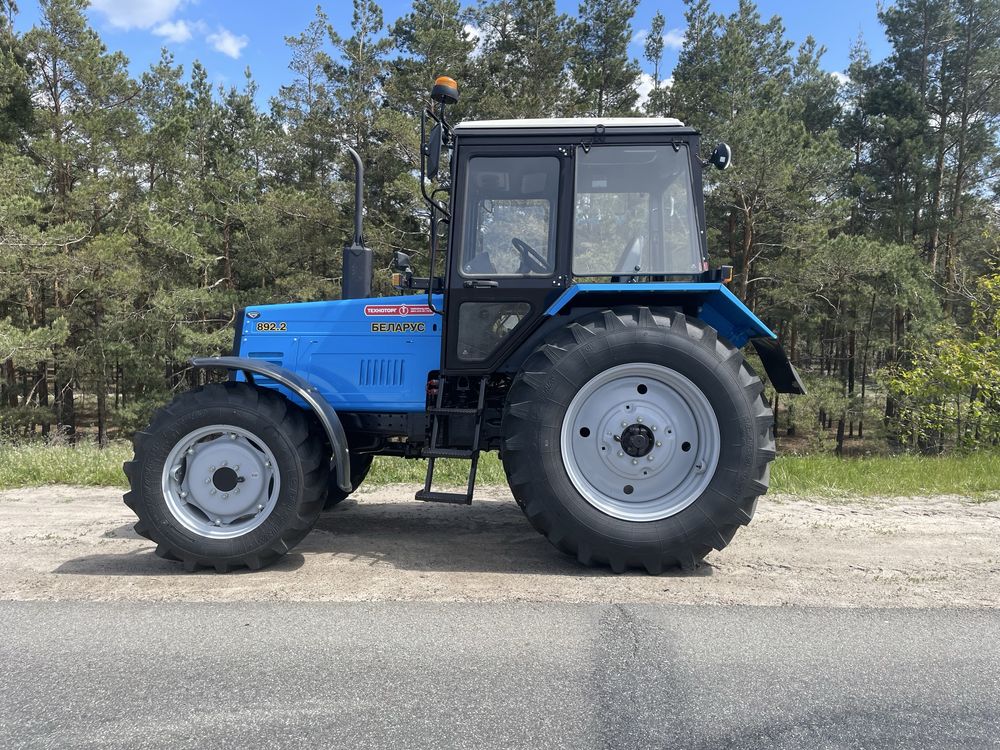 Продам мтз 892.2(новий)