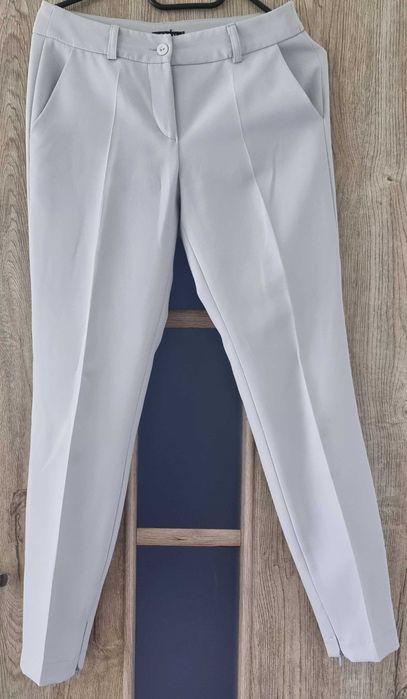 Garnitur damski marynarka spodnie