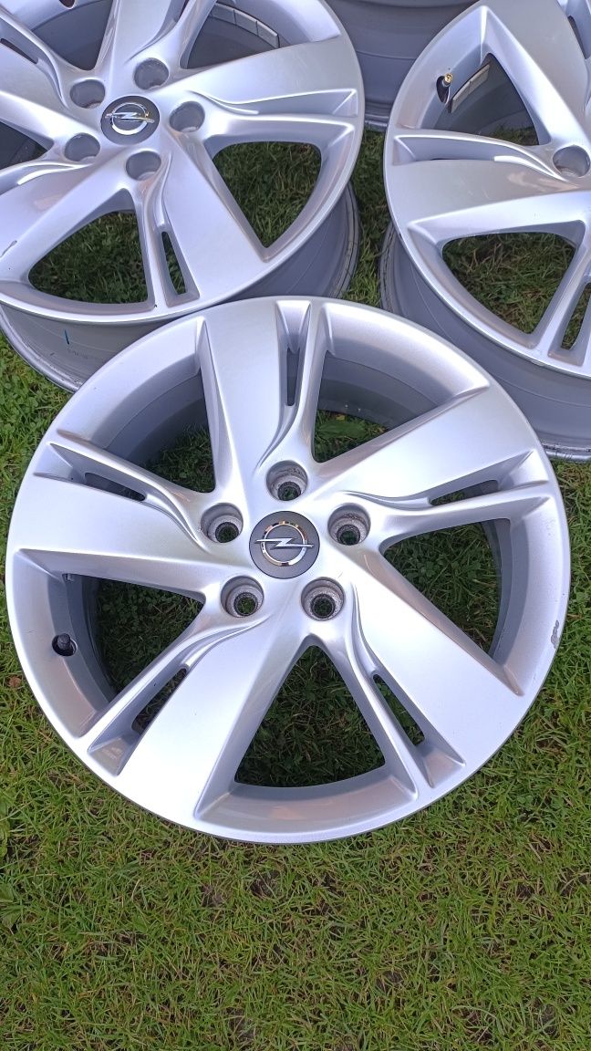 Felgi Opel Astra 17 5x115