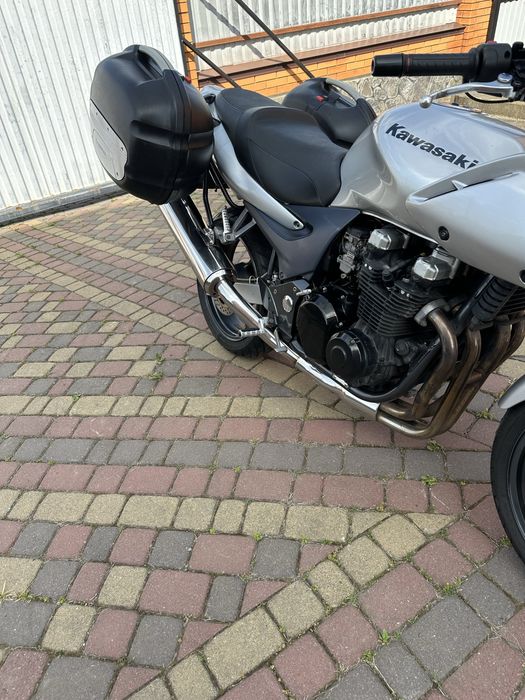 Продам Kawasaki ZR750F свіжопривезений