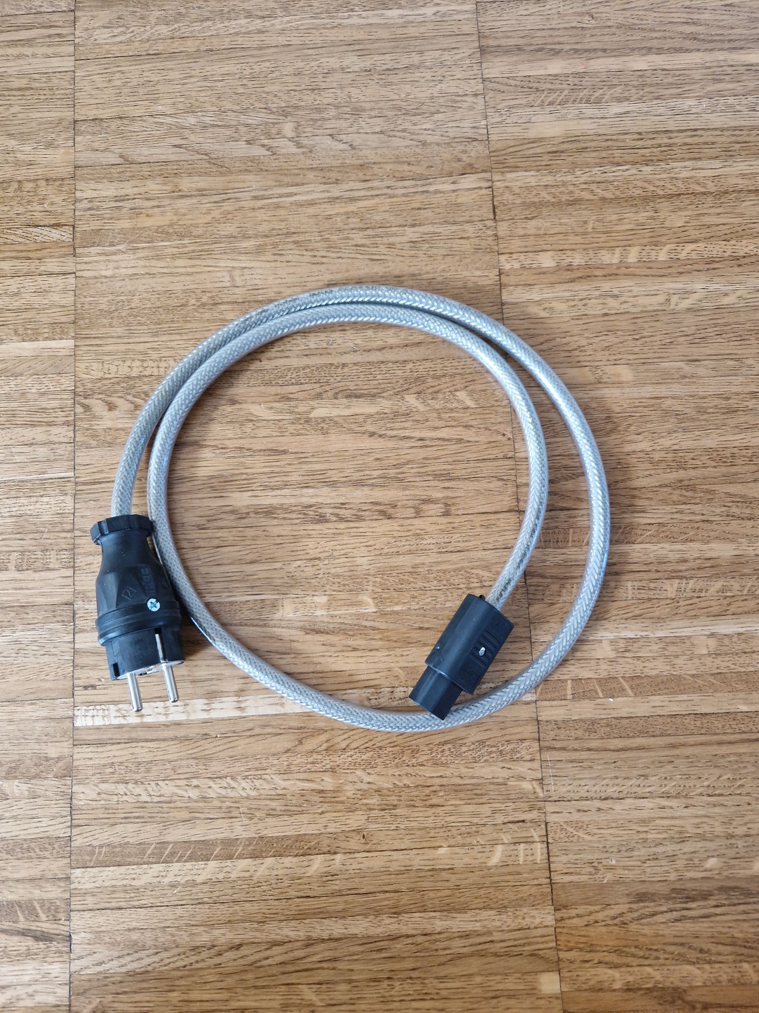 Kabel zasilajacy AUDIO 135cm Lapp 3x2,5mm2/PCE