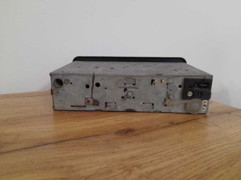 Zabytkowe radio BLAUPUNKT MANNHEIM K Mercedes w114 w115 w116 r107 w123
