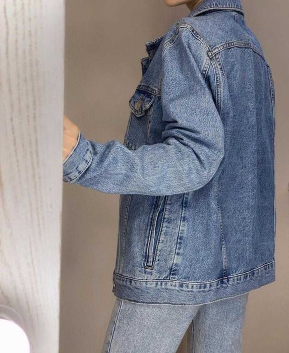 Продам свою  Джинсову куртку