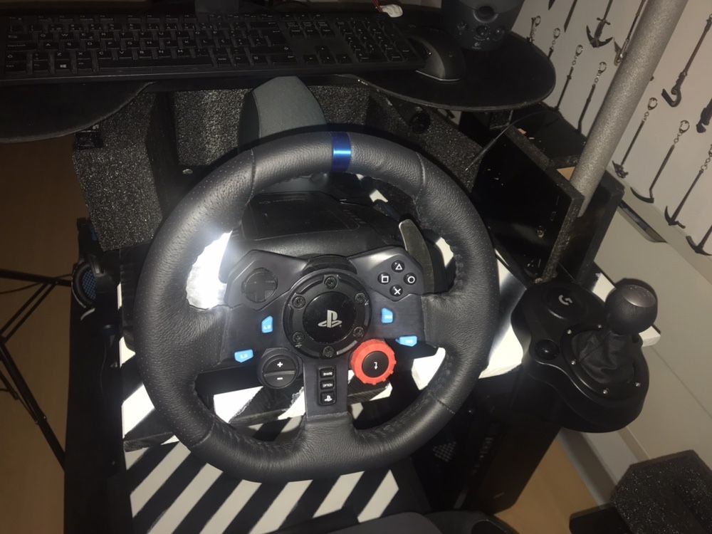 Playseat Obutto c/ Logitech G29, PC, Monitor