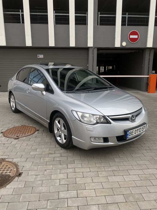 Honda Civic 4d 1.8