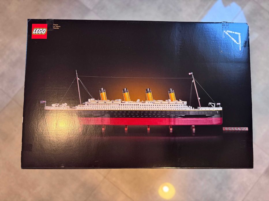 LEGO 10294 Titanic