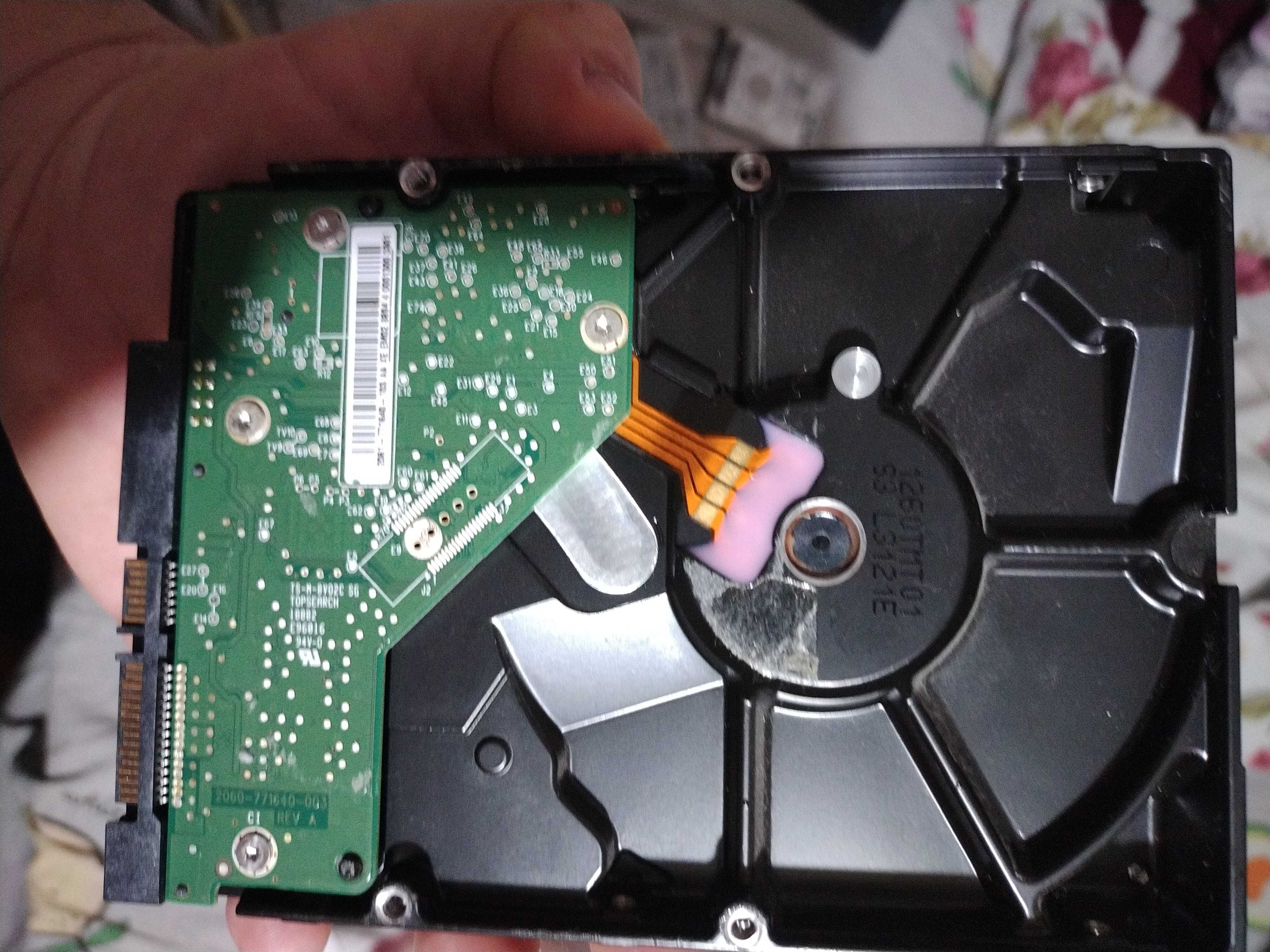 Жорсткий диск на компьютер. Жосткий диск. HDD