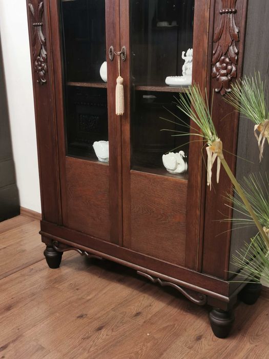 Śliczna dębowa serwantka witryna antyk 618/2024