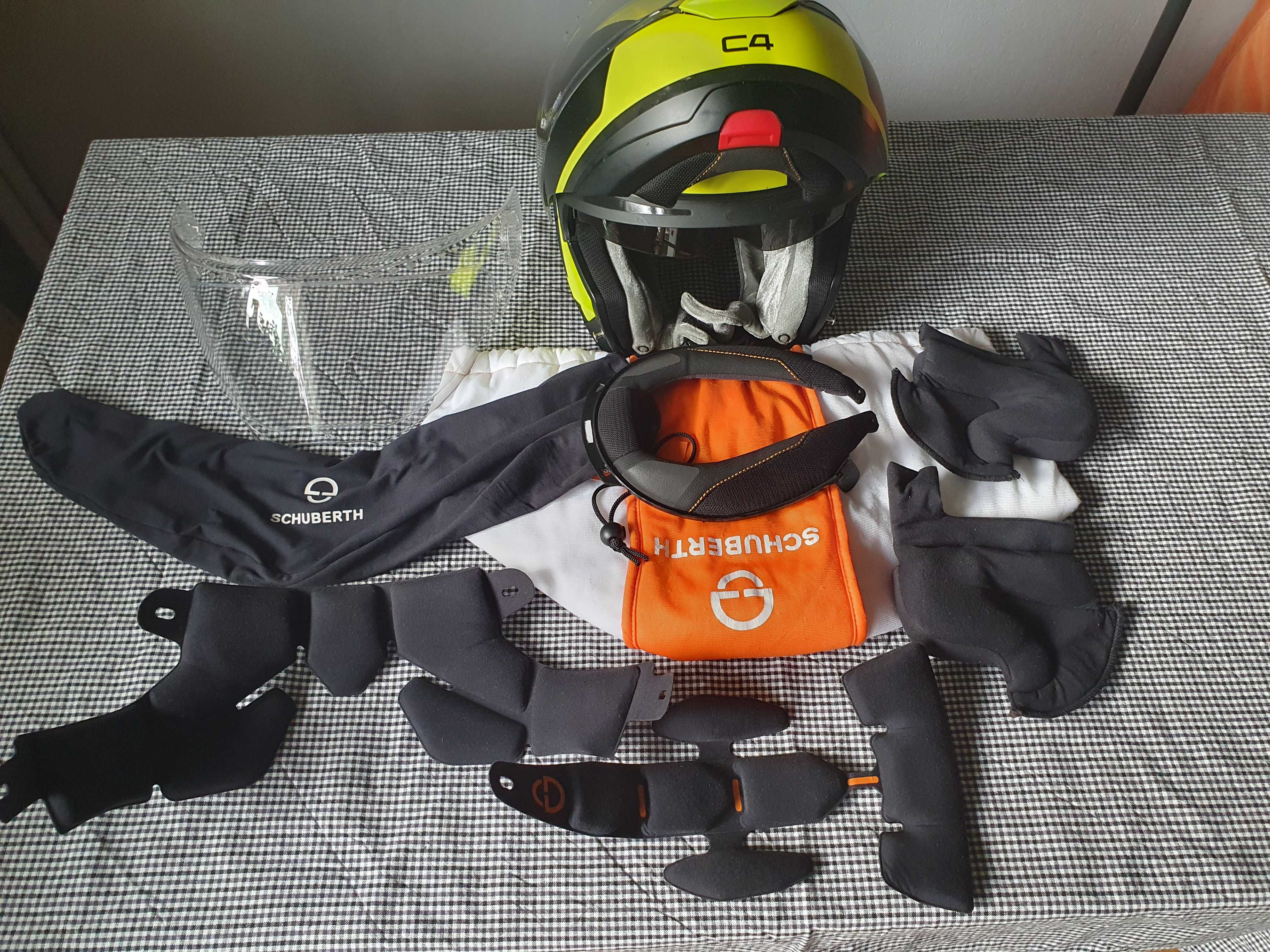Kask Schuberth C4, interkom SC1, szyba, wysciółka, kołnierz, fluo M