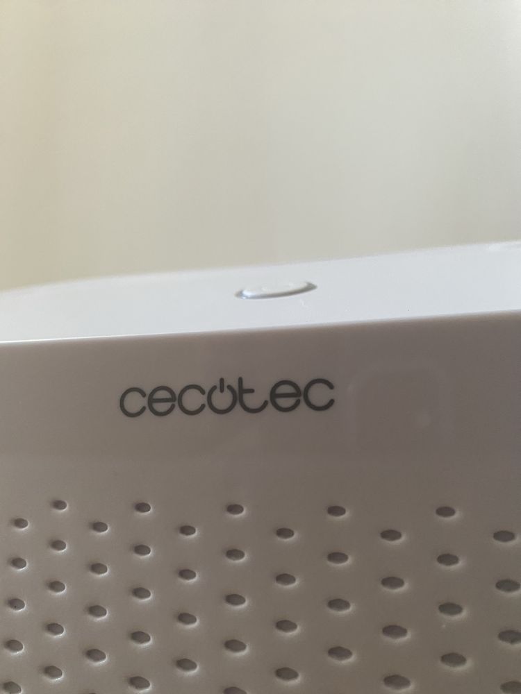 Desumidificador Cecotec pequeno