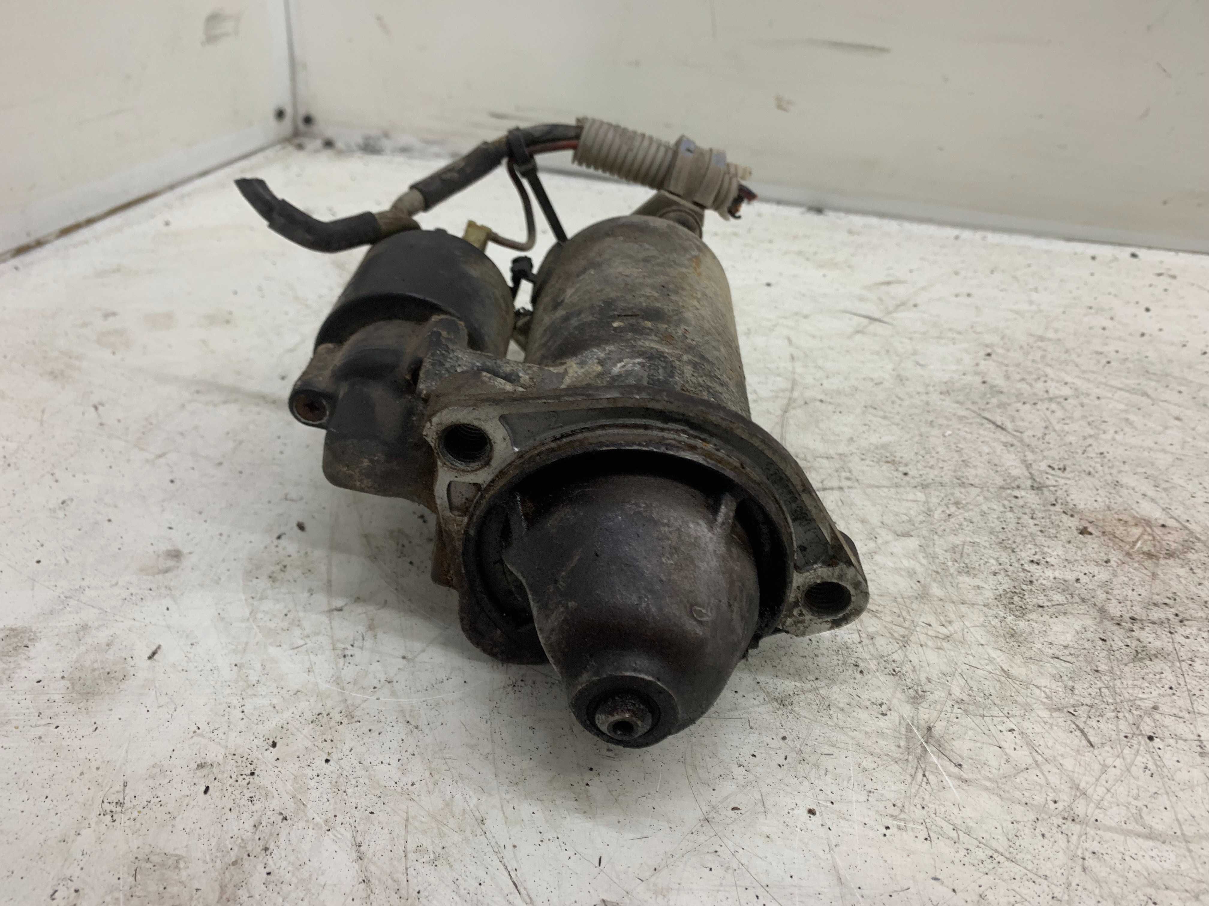 Audi 80 A4 B5 1.6B 1.8B Vw Passat B5 1.8 Rozrusznik Starter